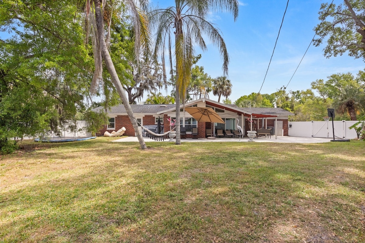 88e01699 5816 40 CoJPw